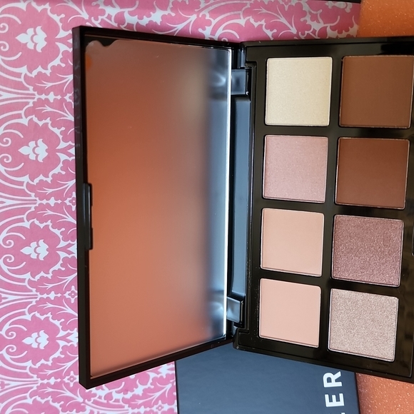 NIB - Phase Zero Makeup - The Necessities Eyeshadow Pallette - Picture 3 of 4